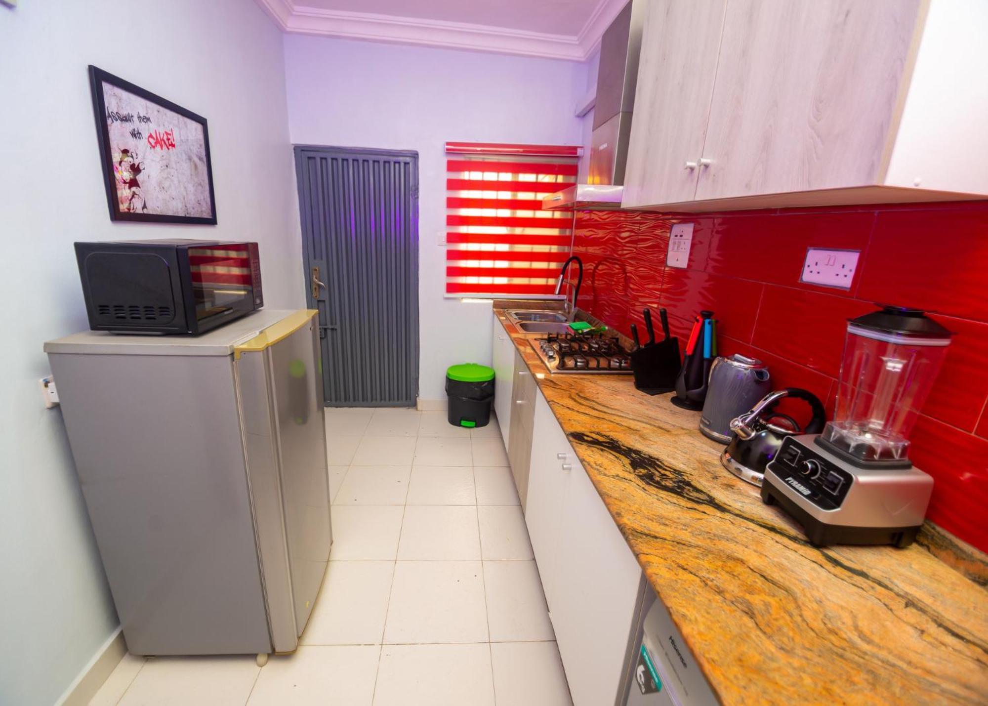 Palm Heights Apartments - Omole Phase 1, إيكجا المظهر الخارجي الصورة